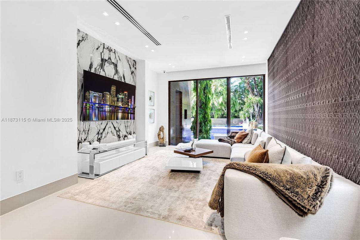 Interior, Living room, Recessed Lighting