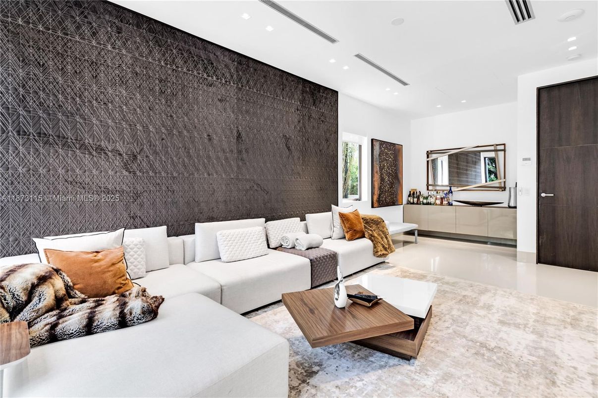 Interior, Living room, Recessed Lighting