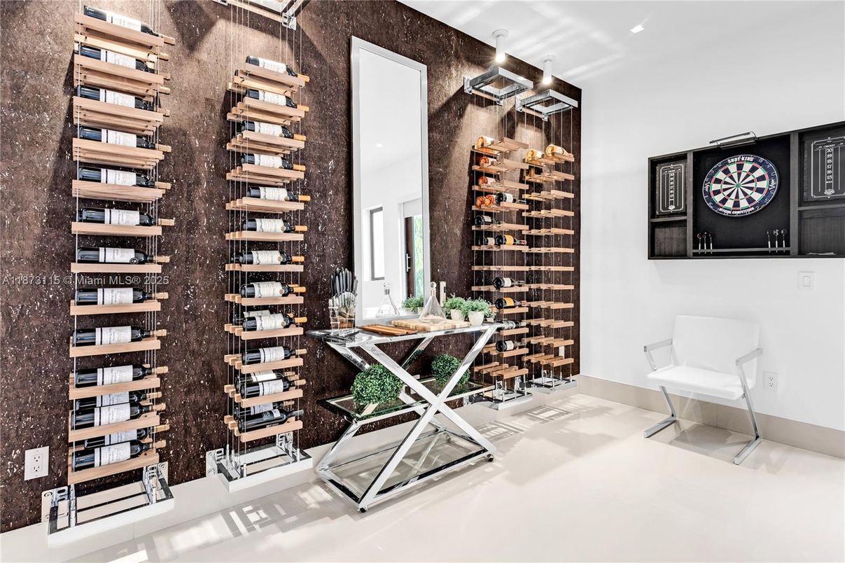 Interior, Recessed Lighting, Wine Storage
