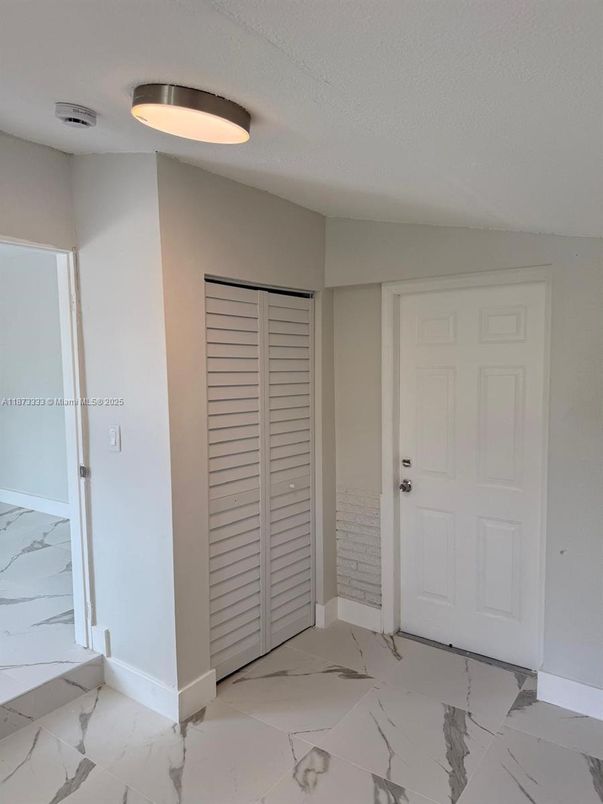 Empty room, Interior, Marble