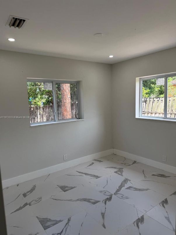 Empty room, Interior, Marble, Recessed Lighting