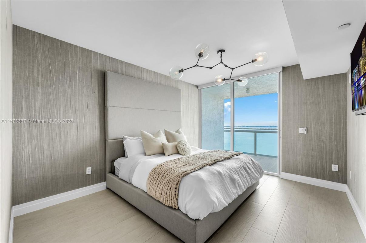 Bedroom, Interior, Pendant Lights, Water, Wood Texture Flooring