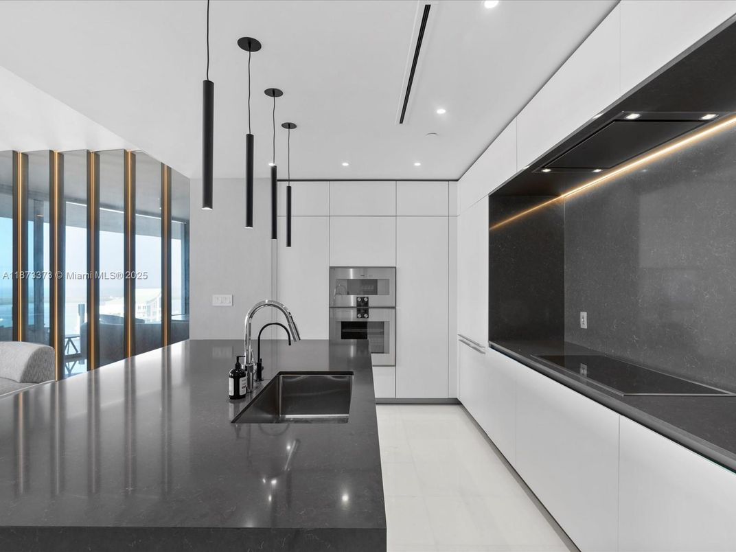 Interior, Kitchen, Pendant Lights, Recessed Lighting, Water