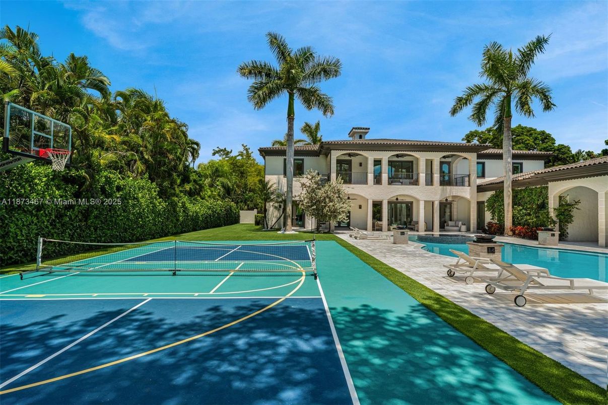 Exterior, Pool, Tennis Courts