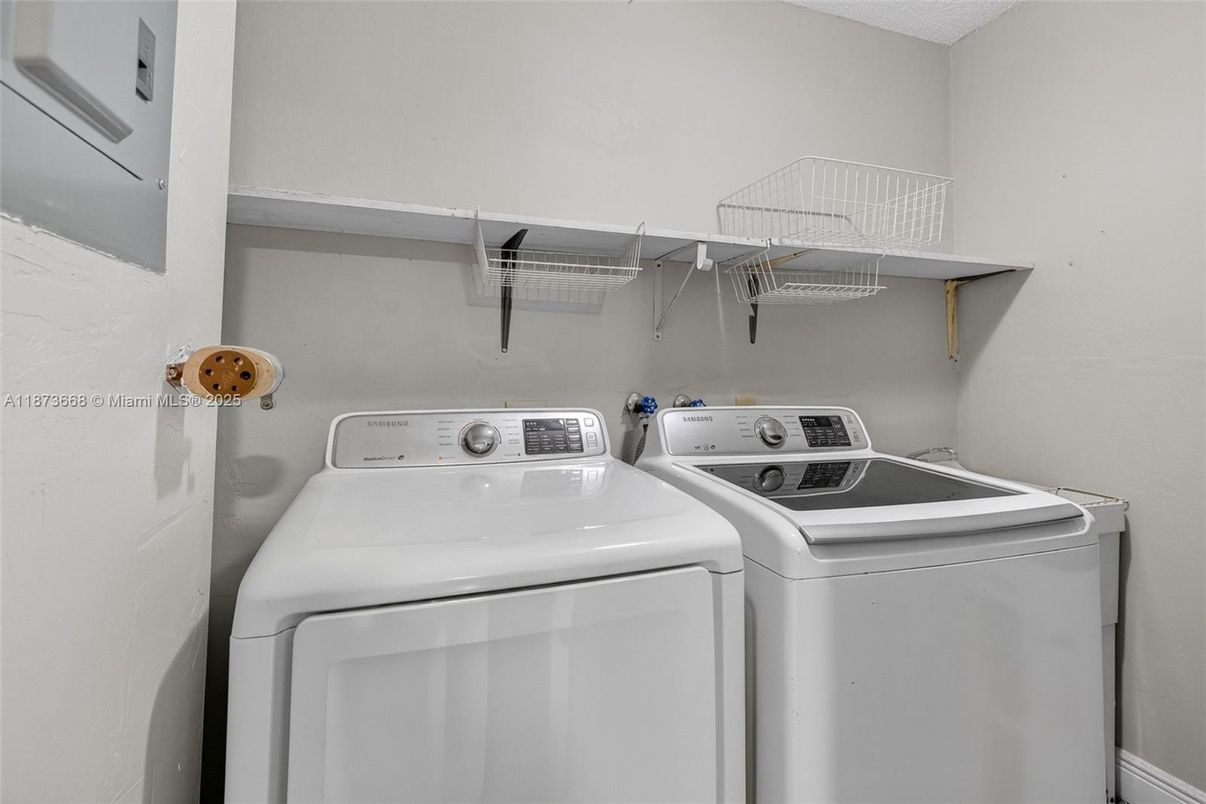 Interior, Washer