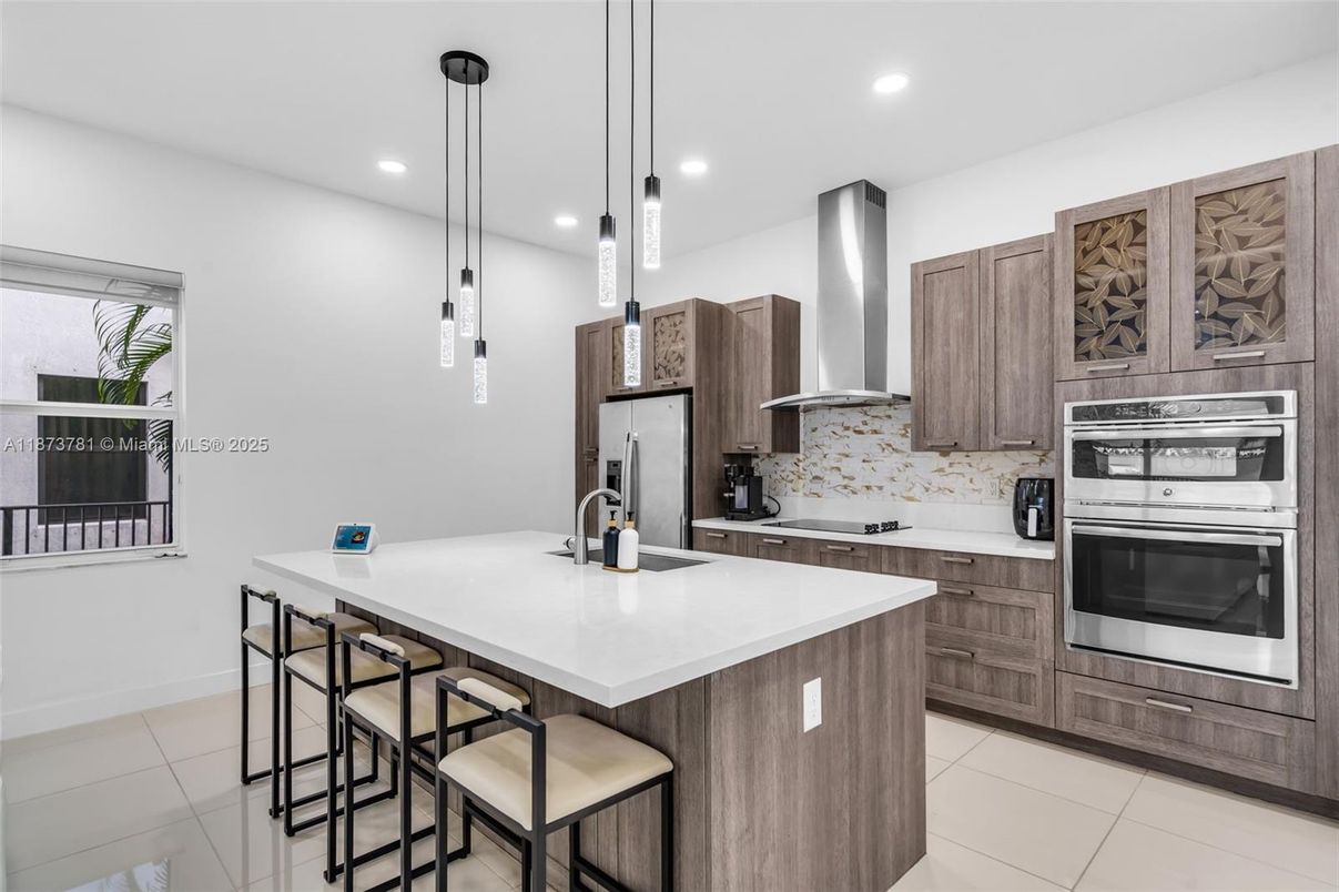Interior, Kitchen, Pendant Lights, Recessed Lighting, Stainless Steel Appliances