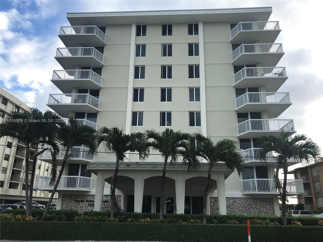 Exterior, Facade, Condo Building