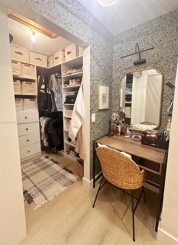Interior, Walk-in Closets, Wood Texture Flooring