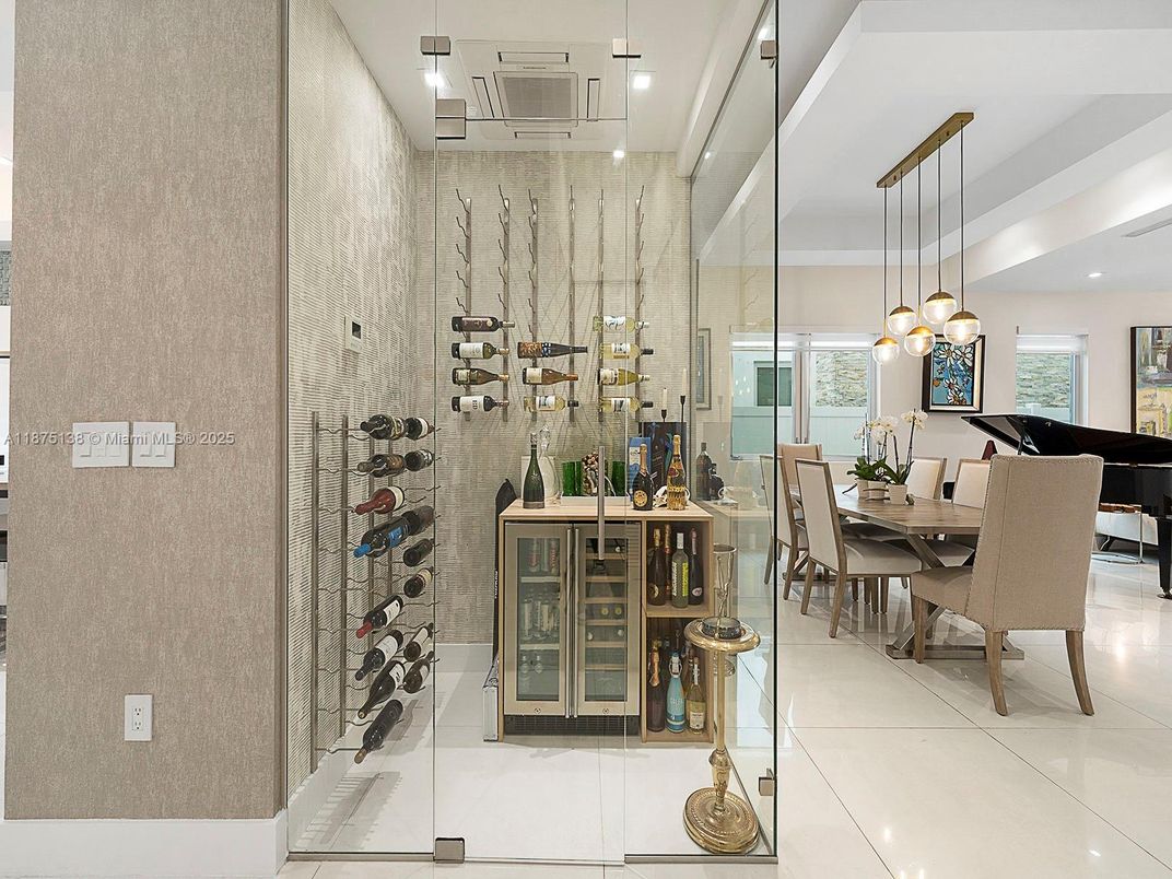 Dining room, Interior, Pendant Lights, Piano, Recessed Lighting, Wine Storage