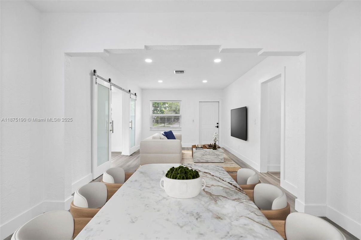 Dining room, Interior, Living room, Recessed Lighting, Wood Texture Flooring