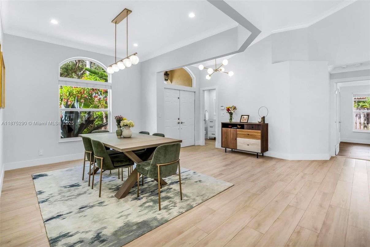 Dining room, Interior, Pendant Lights, Recessed Lighting, Wood Texture Flooring