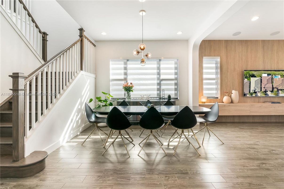 Dining room, Interior, Pendant Lights, Recessed Lighting, Wood Texture Flooring, Wooden Walls