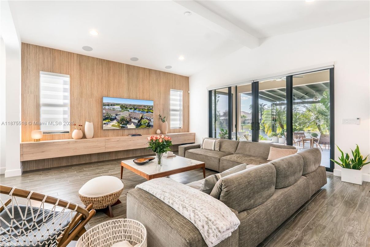 Interior, Living room, Recessed Lighting, Wood Texture Flooring, Wooden Walls