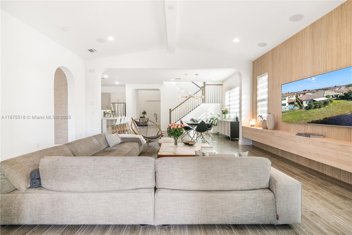Interior, Living room, Pendant Lights, Recessed Lighting, Wood Texture Flooring, Wooden Walls