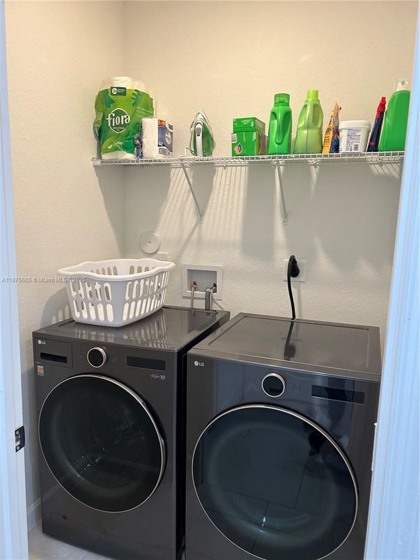 Interior, Washer