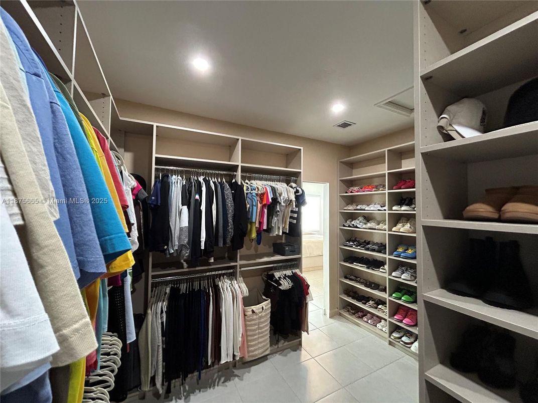 Interior, Recessed Lighting, Walk-in Closets