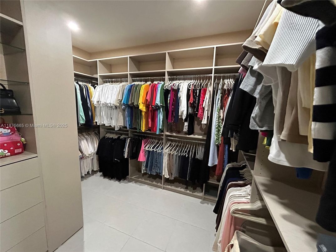 Interior, Recessed Lighting, Walk-in Closets