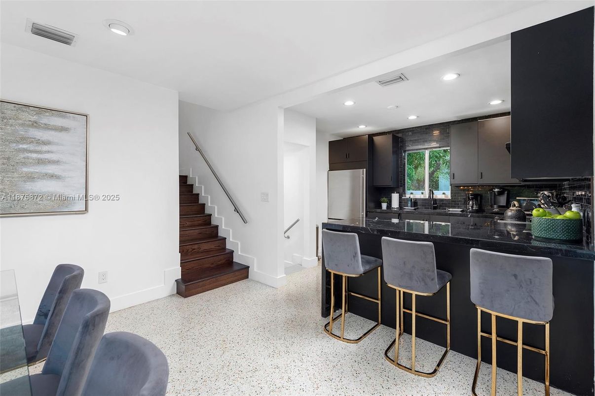 Interior, Kitchen, Recessed Lighting