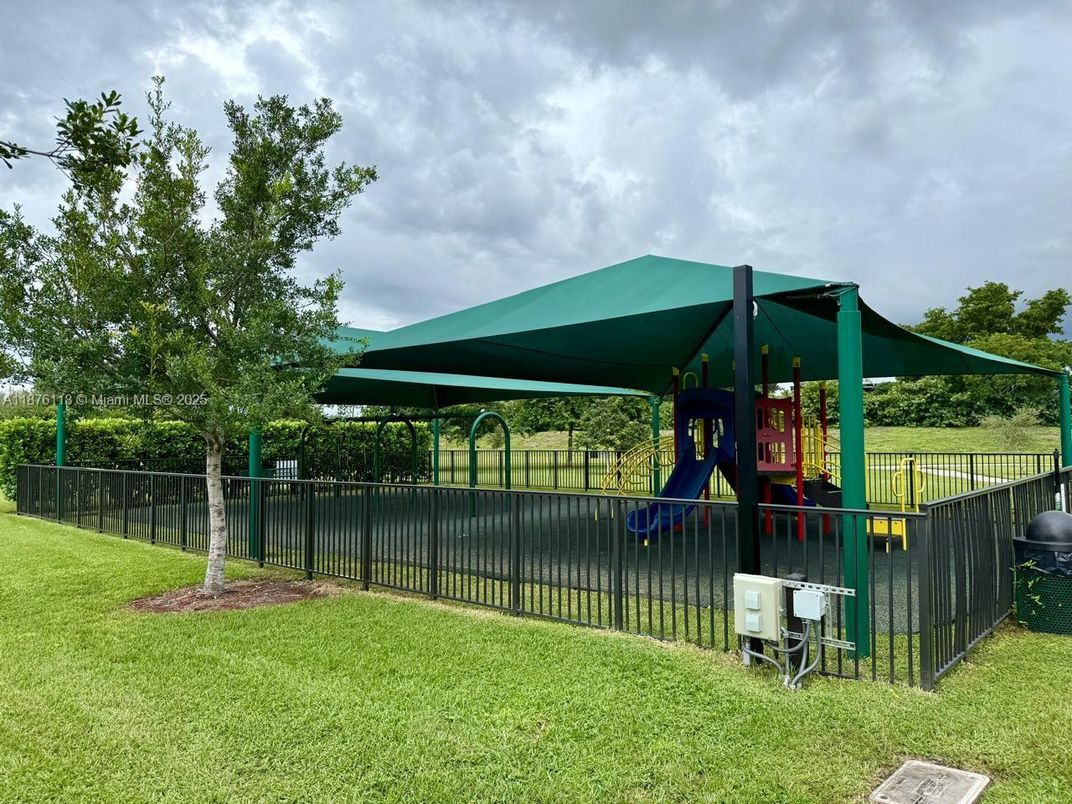Backyard, Exterior, Playground