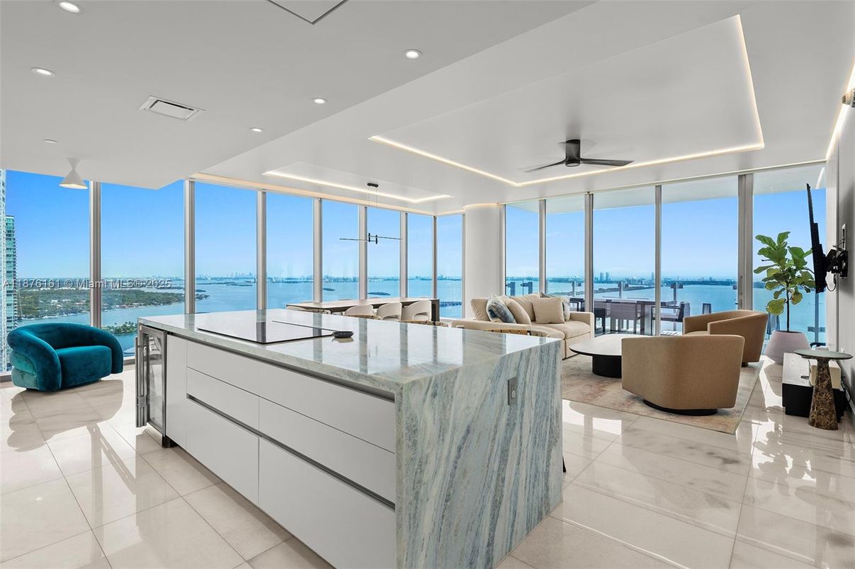 Interior, Kitchen, Living room, Recessed Lighting, Water