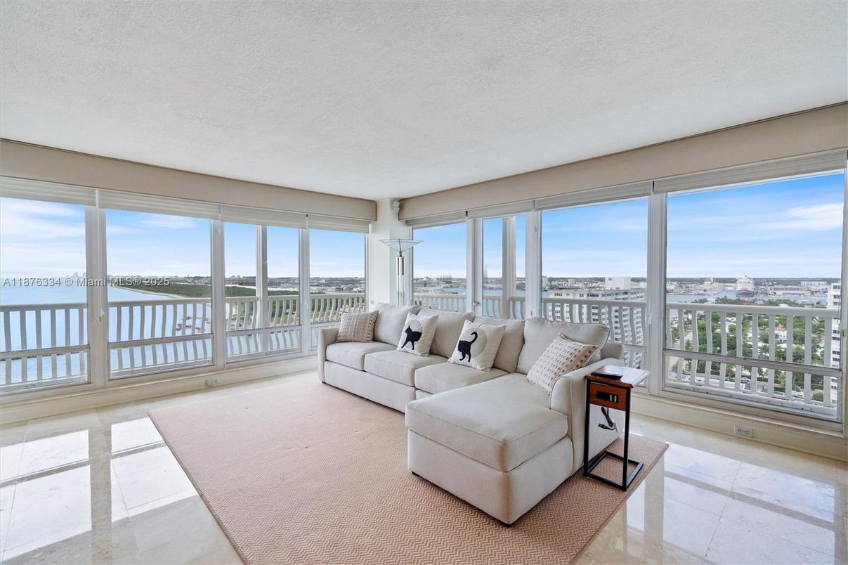 Interior, Living room, Water