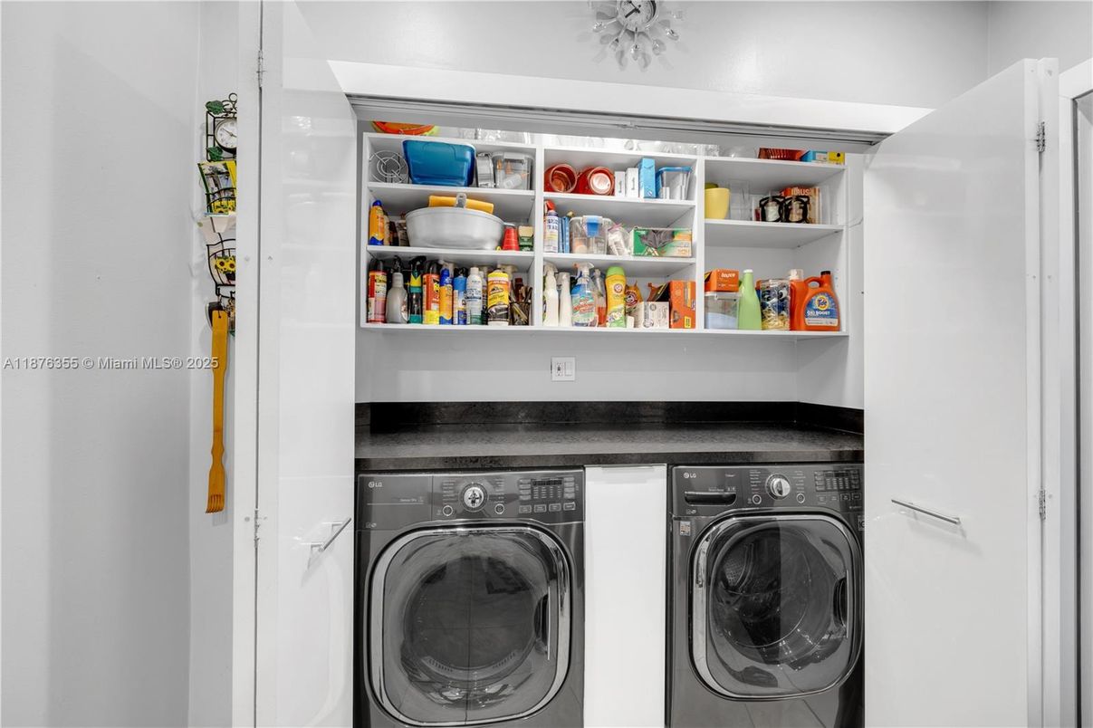 Interior, Utility Closets, Washer