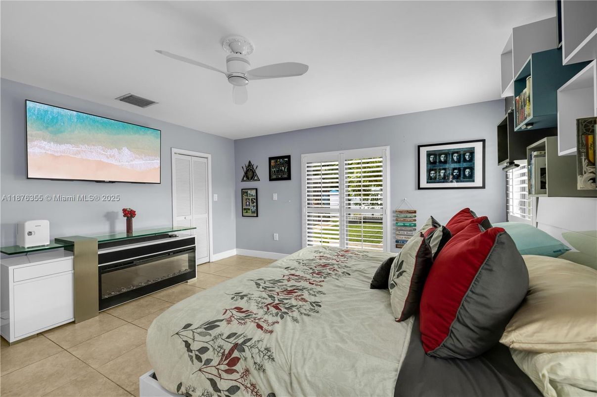 Bedroom, Interior
