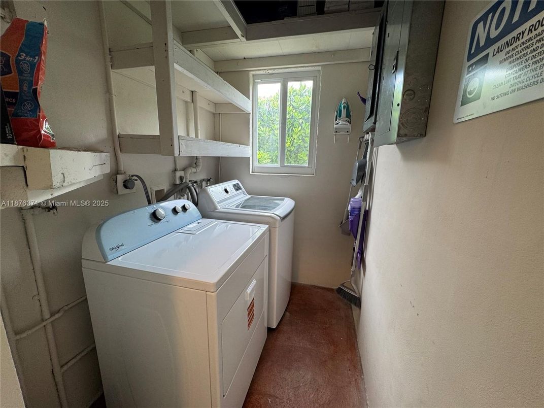 Interior, Washer