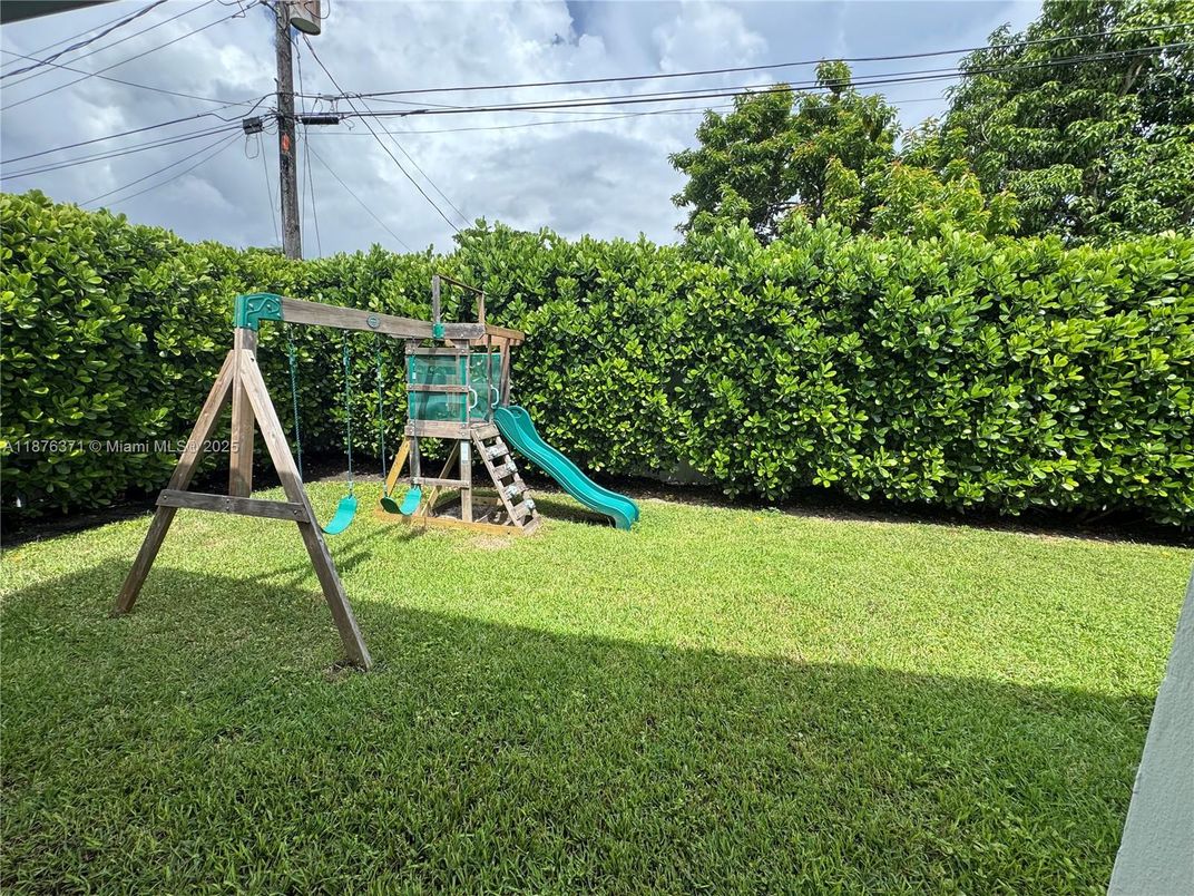 Backyard, Exterior, Playground