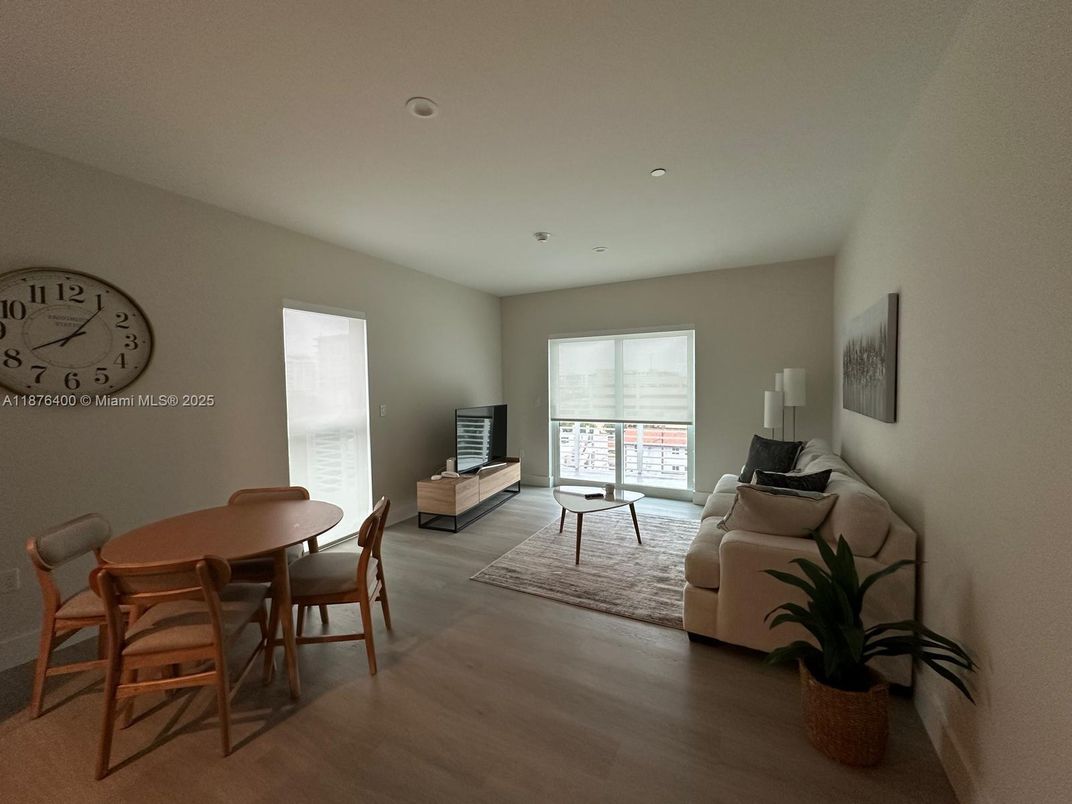 Dining room, Interior, Living room, Recessed Lighting, Wood Texture Flooring