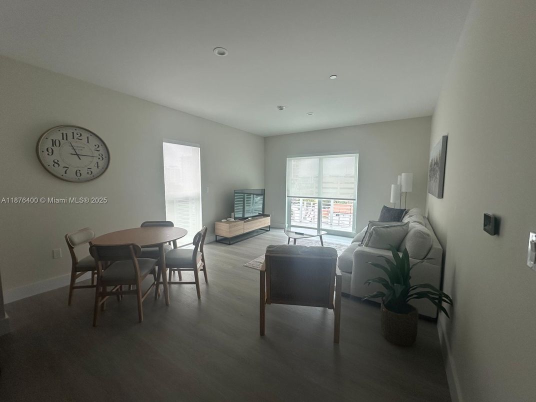Dining room, Interior, Living room, Recessed Lighting, Wood Texture Flooring