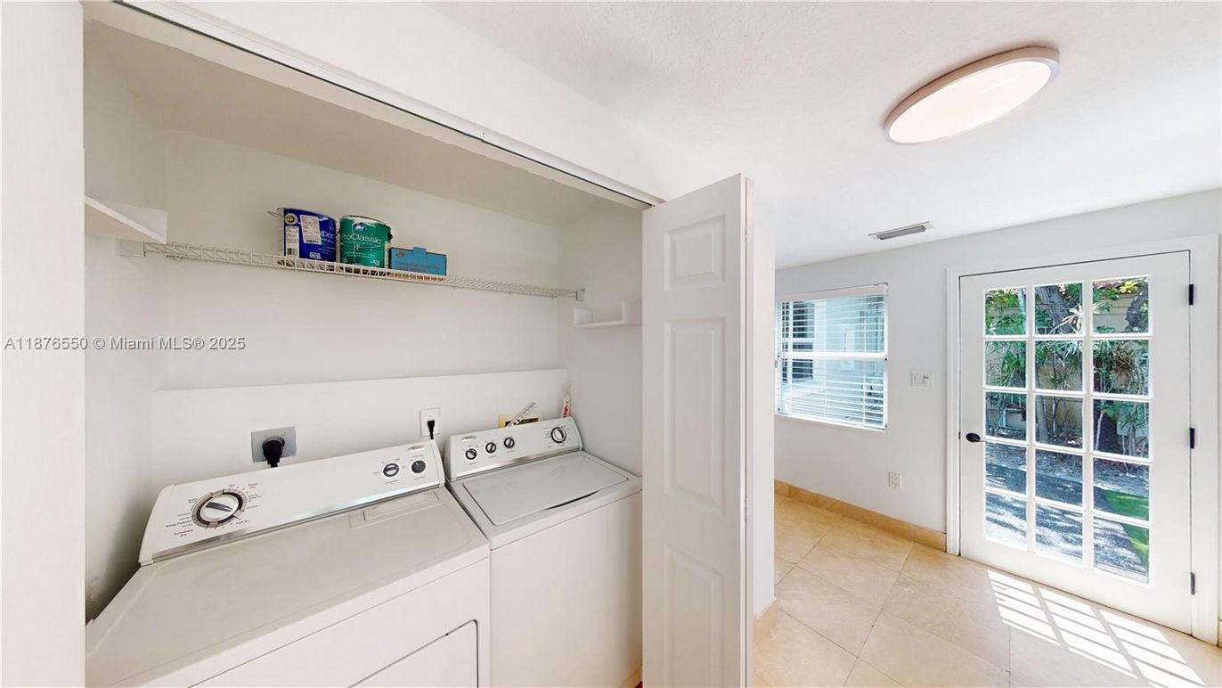 Interior, Utility Closets, Washer