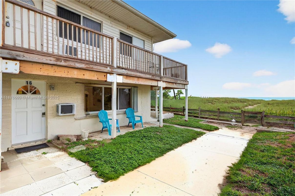 Backyard, Exterior, Water