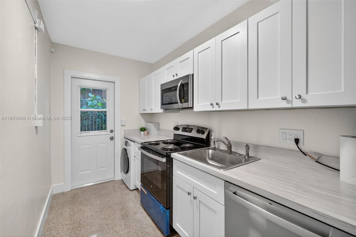 Interior, Kitchen, Washer