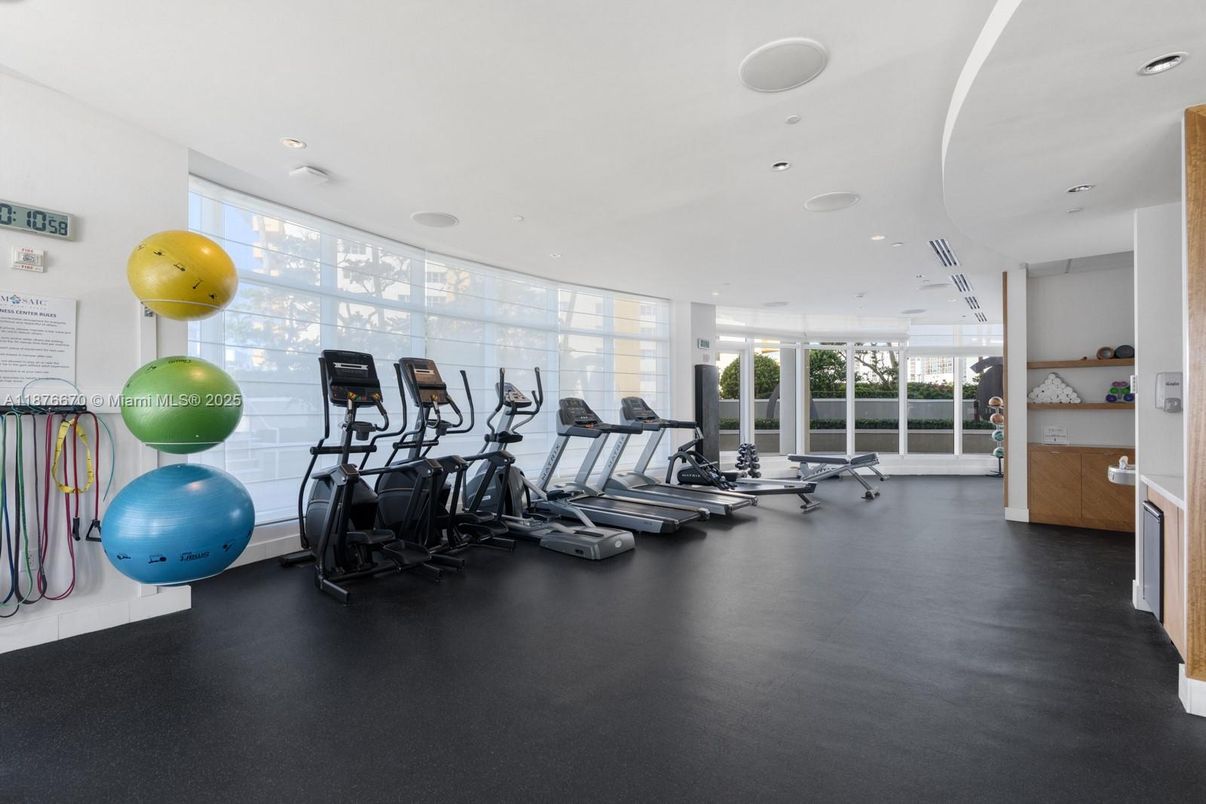 Fitness Equipment, Gym, Interior, Recessed Lighting
