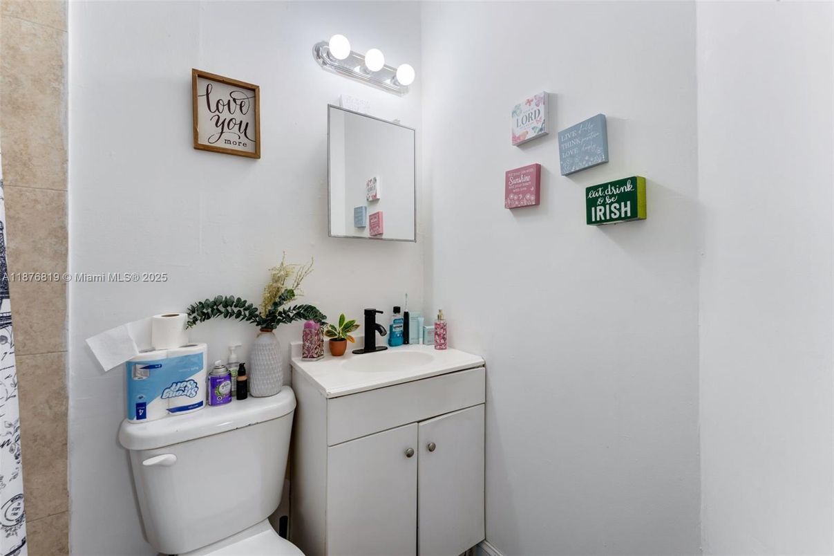 Bathroom, Interior