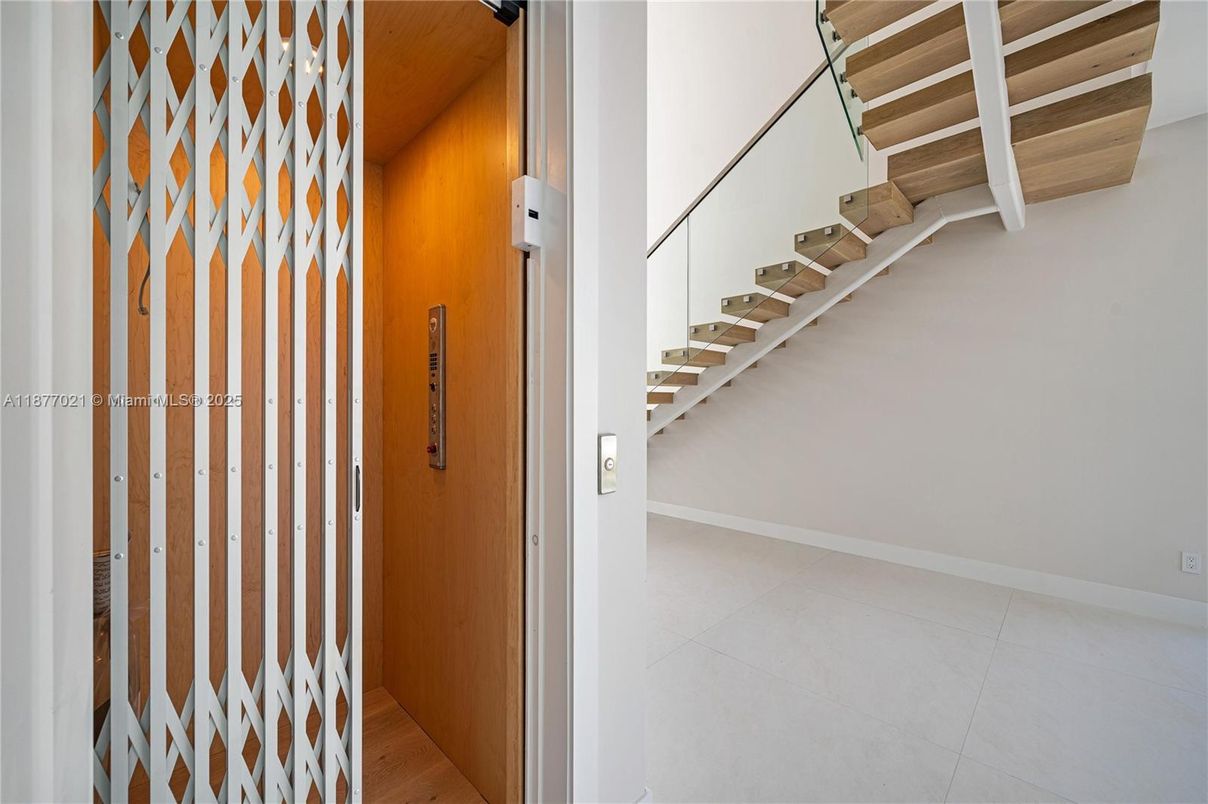 Elevator, Interior, Wooden Walls