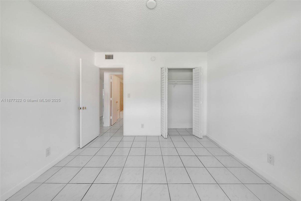Empty room, Interior, Marble