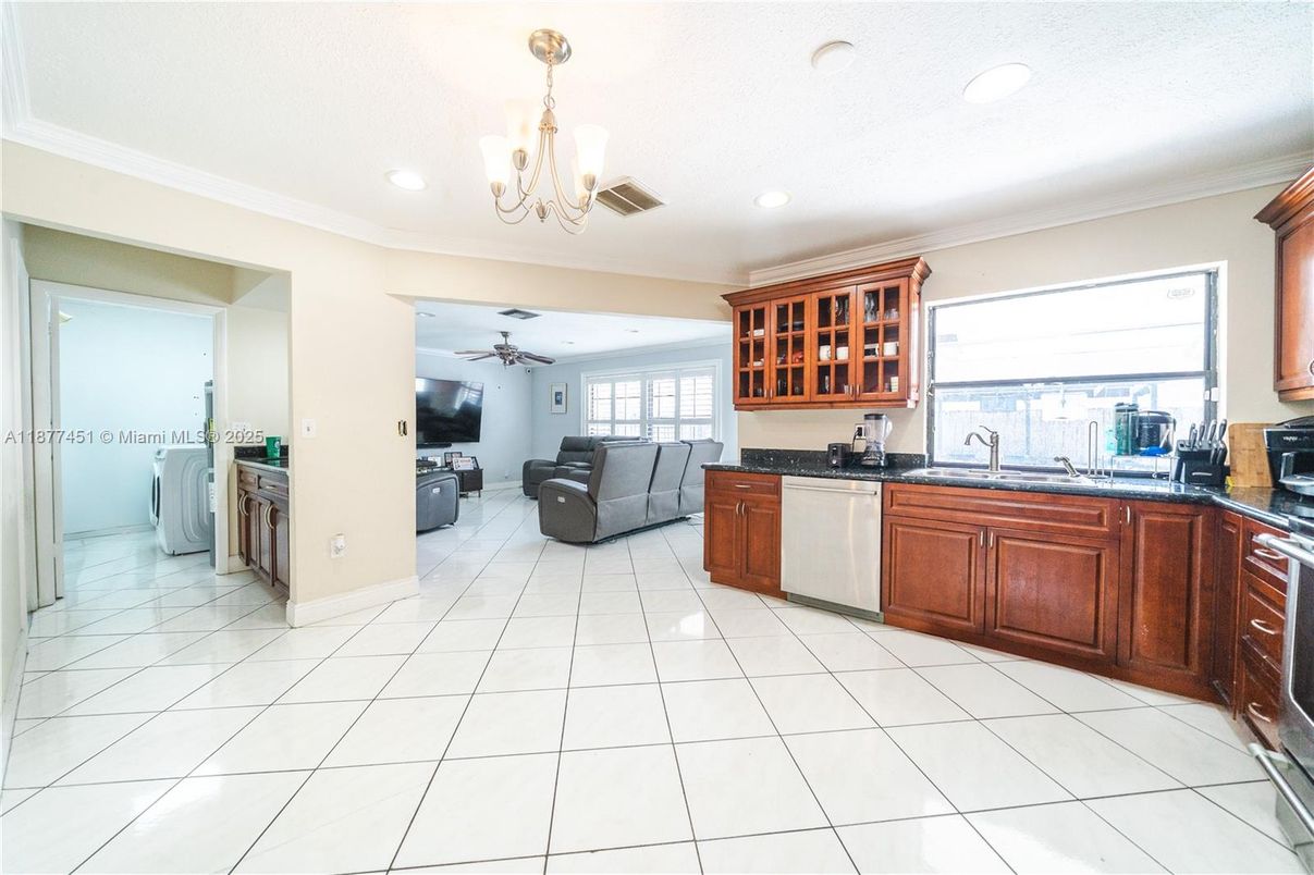 Chandelier, Interior, Kitchen, Living room, Recessed Lighting