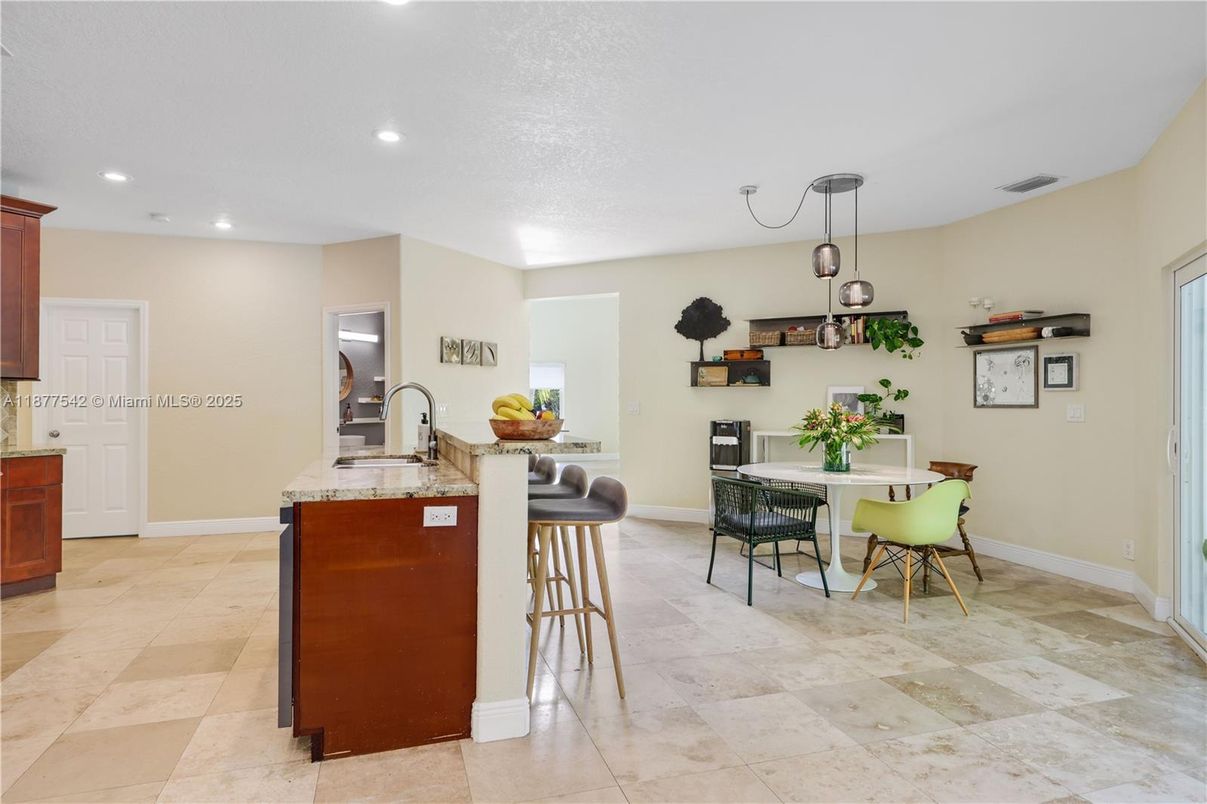 Dining room, Interior, Kitchen, Pendant Lights, Recessed Lighting