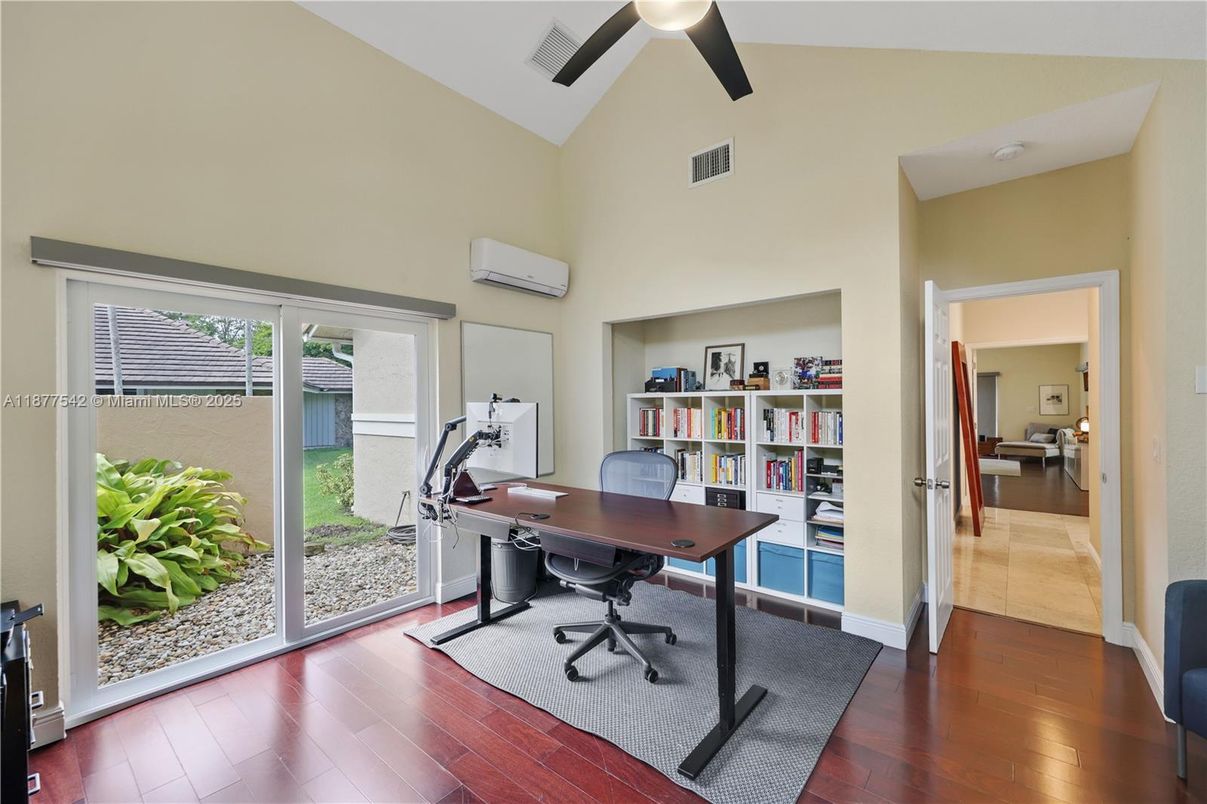 Home Office, Interior, Wood Texture Flooring