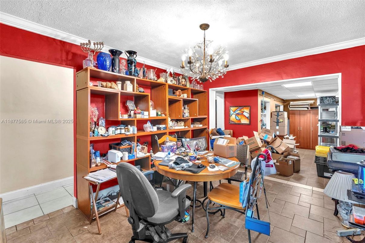 Chandelier, Dining room, Interior