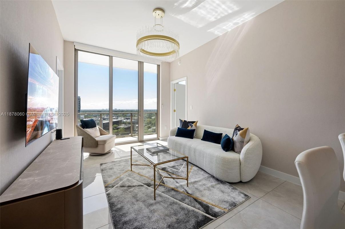 Interior, Living room, Water