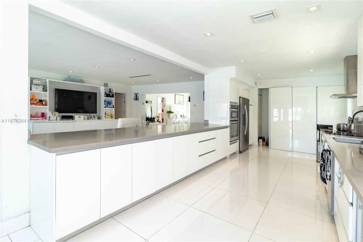 Interior, Kitchen, Recessed Lighting