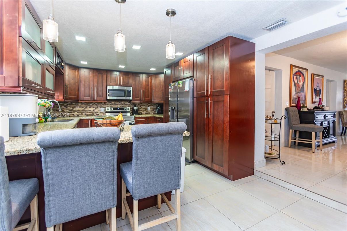 Dining room, Interior, Kitchen, Pendant Lights, Recessed Lighting