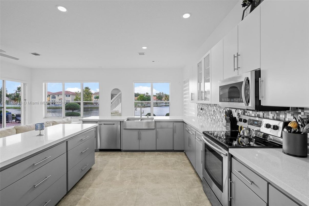 Interior, Kitchen, Recessed Lighting, Stainless Steel Appliances, Water