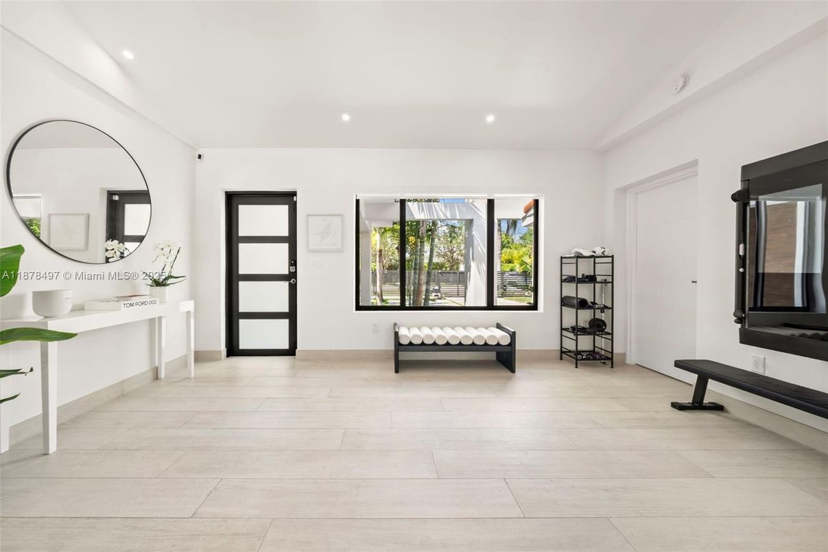 Interior, Recessed Lighting