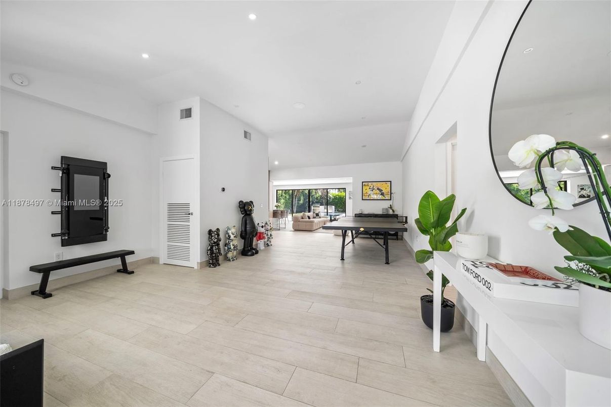 Game Room, Interior, Recessed Lighting, Wood Texture Flooring