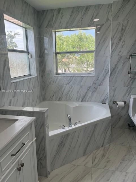 Bathroom, Interior, Marble, Marble Walls