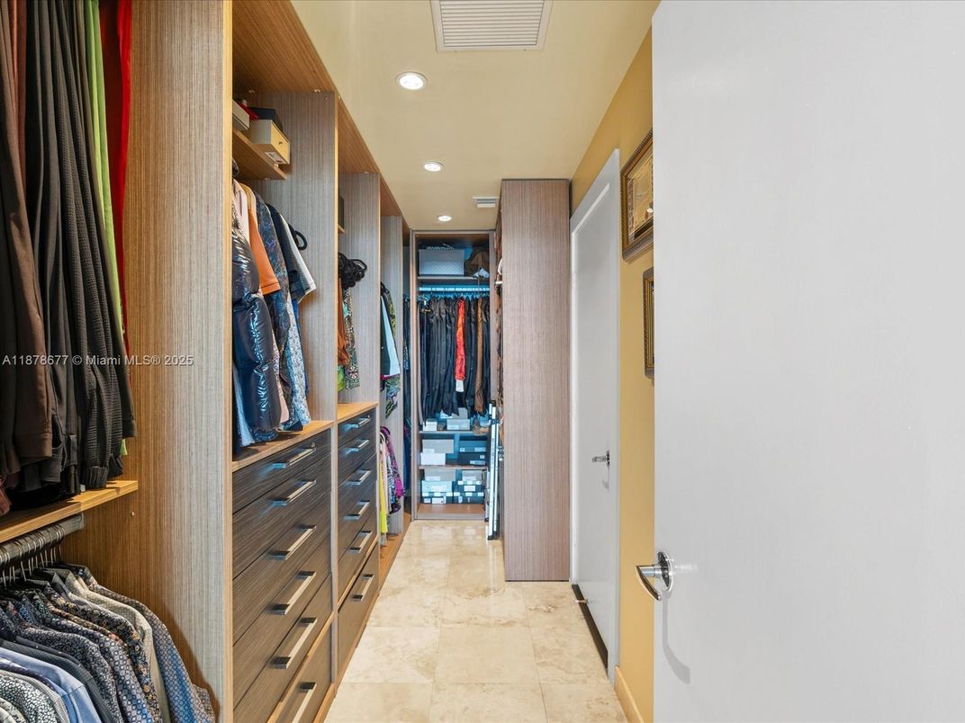 Interior, Recessed Lighting, Walk-in Closets